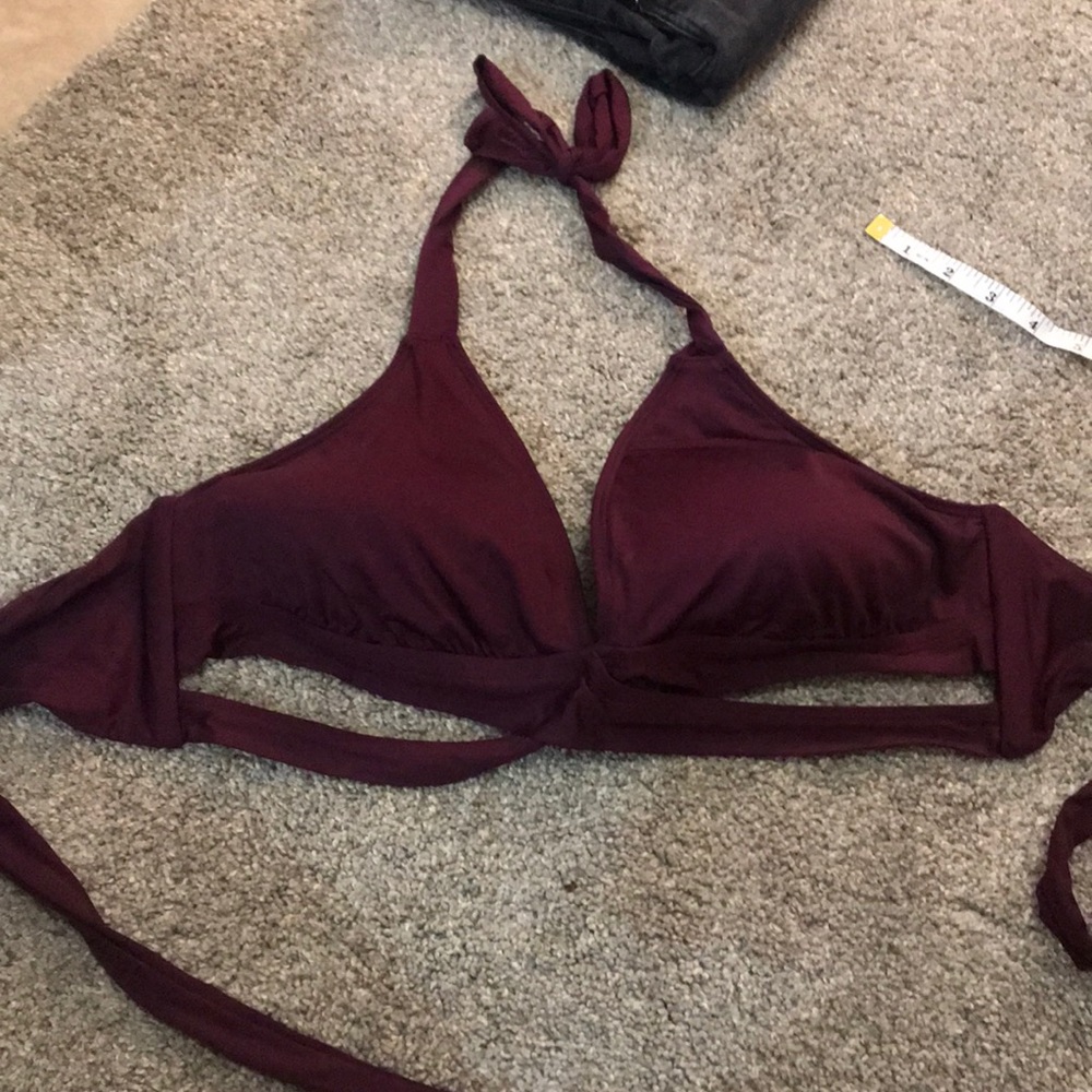 Halter bikini top